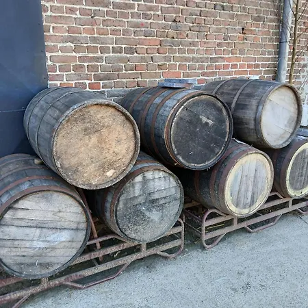 Le Charme Des Pierres Et Wellness Affittacamere