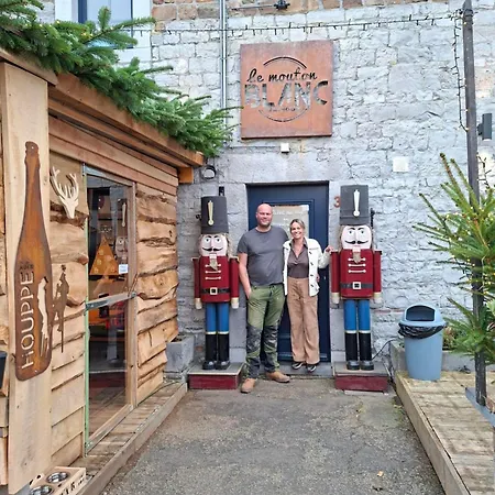 Le Charme Des Pierres Et Wellness 4*